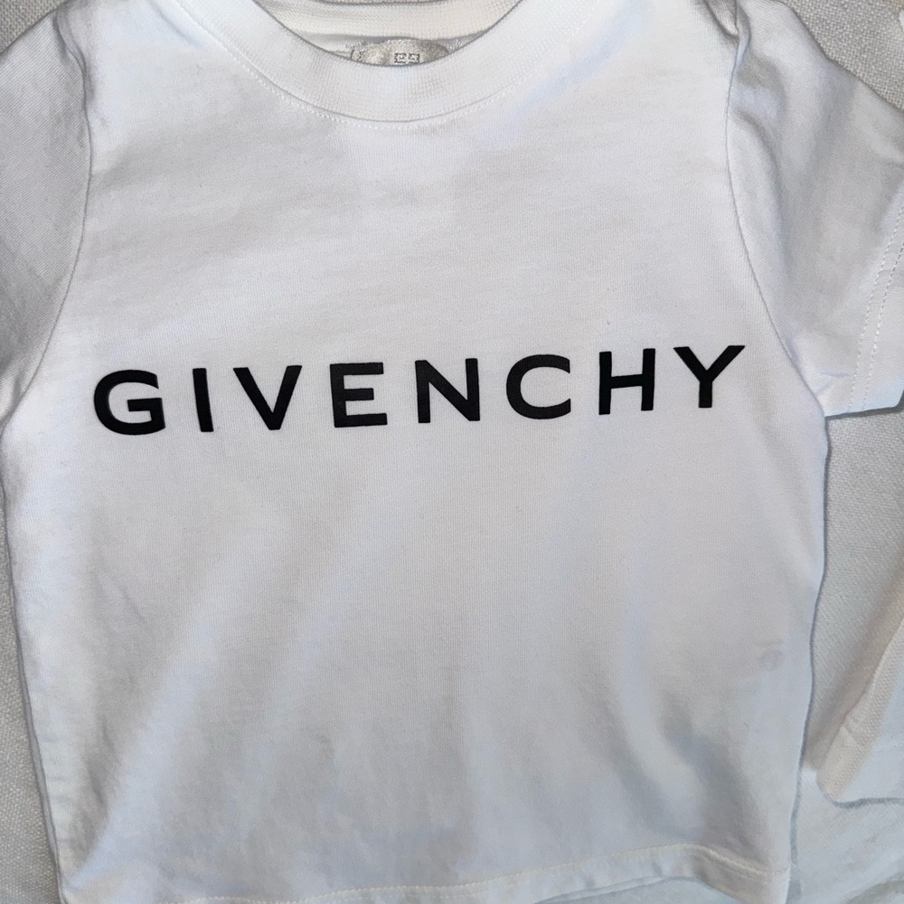 Givenchy White Short Sleeve Tee - Picture 7 of 8